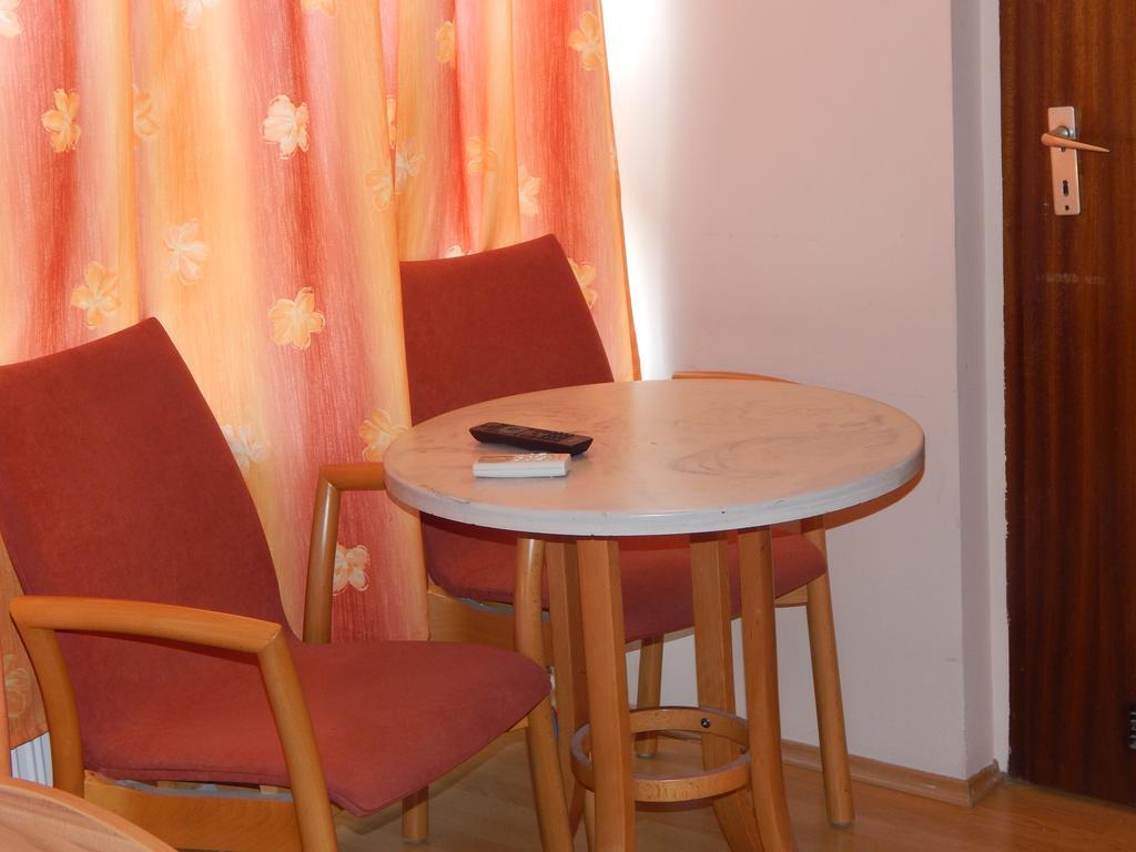 Kalvin Vendegszobak Debrecen Dış mekan fotoğraf