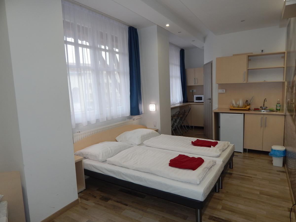 Kalvin Vendegszobak Debrecen Dış mekan fotoğraf